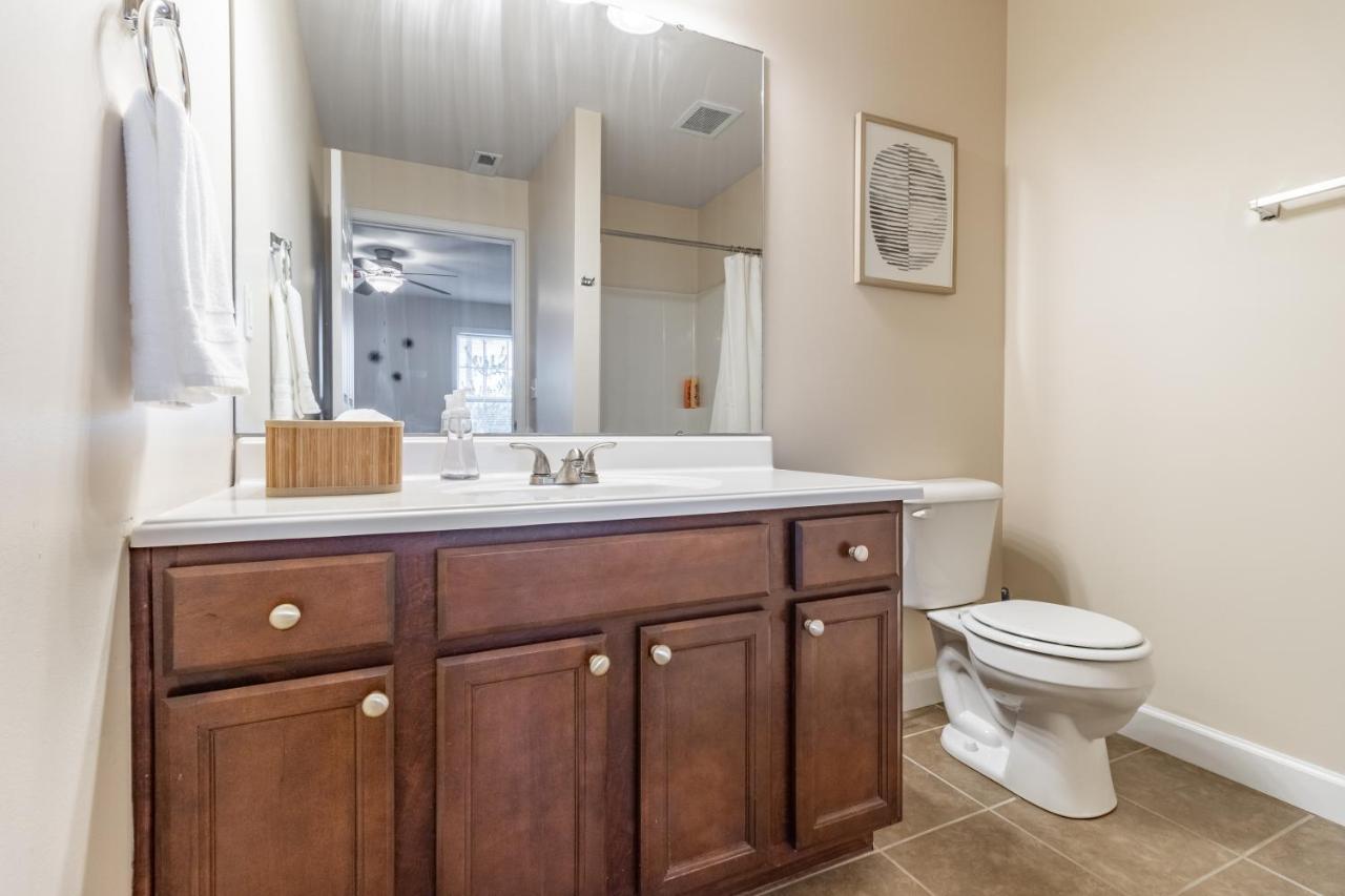 Contemporary Stay In Central Peoria Dış mekan fotoğraf