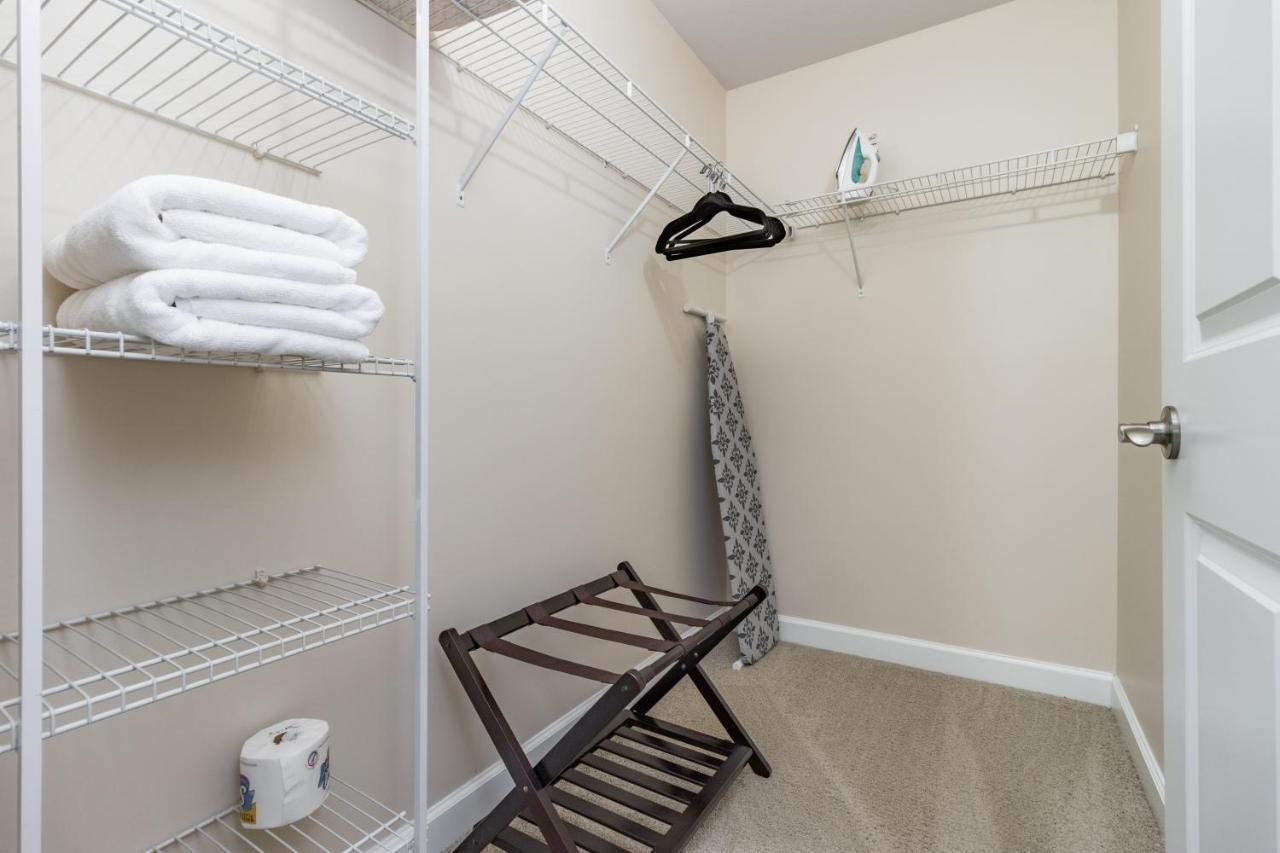 Contemporary Stay In Central Peoria Dış mekan fotoğraf